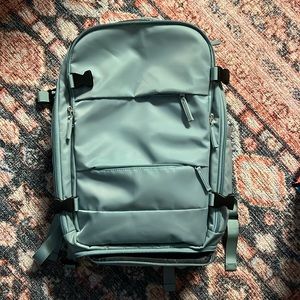 TRAVEL BACKPACK